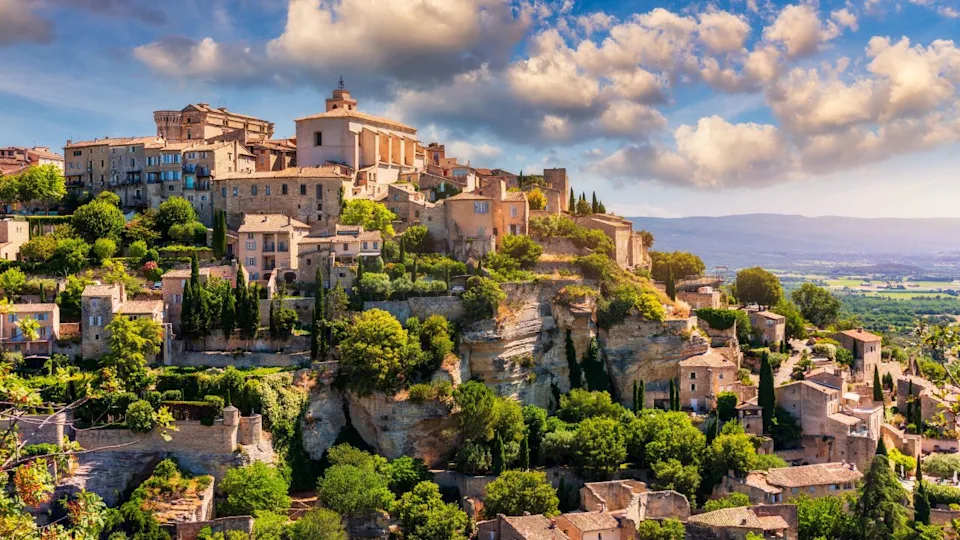 View on Gordes, a small typical town in Provence, France. Discover the stunning hilltop village of Gordes in Provence. Ancient hilltop village of Gordes, Provence, France.
