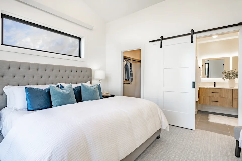 It's no fun when the toilet is steps away from the bed